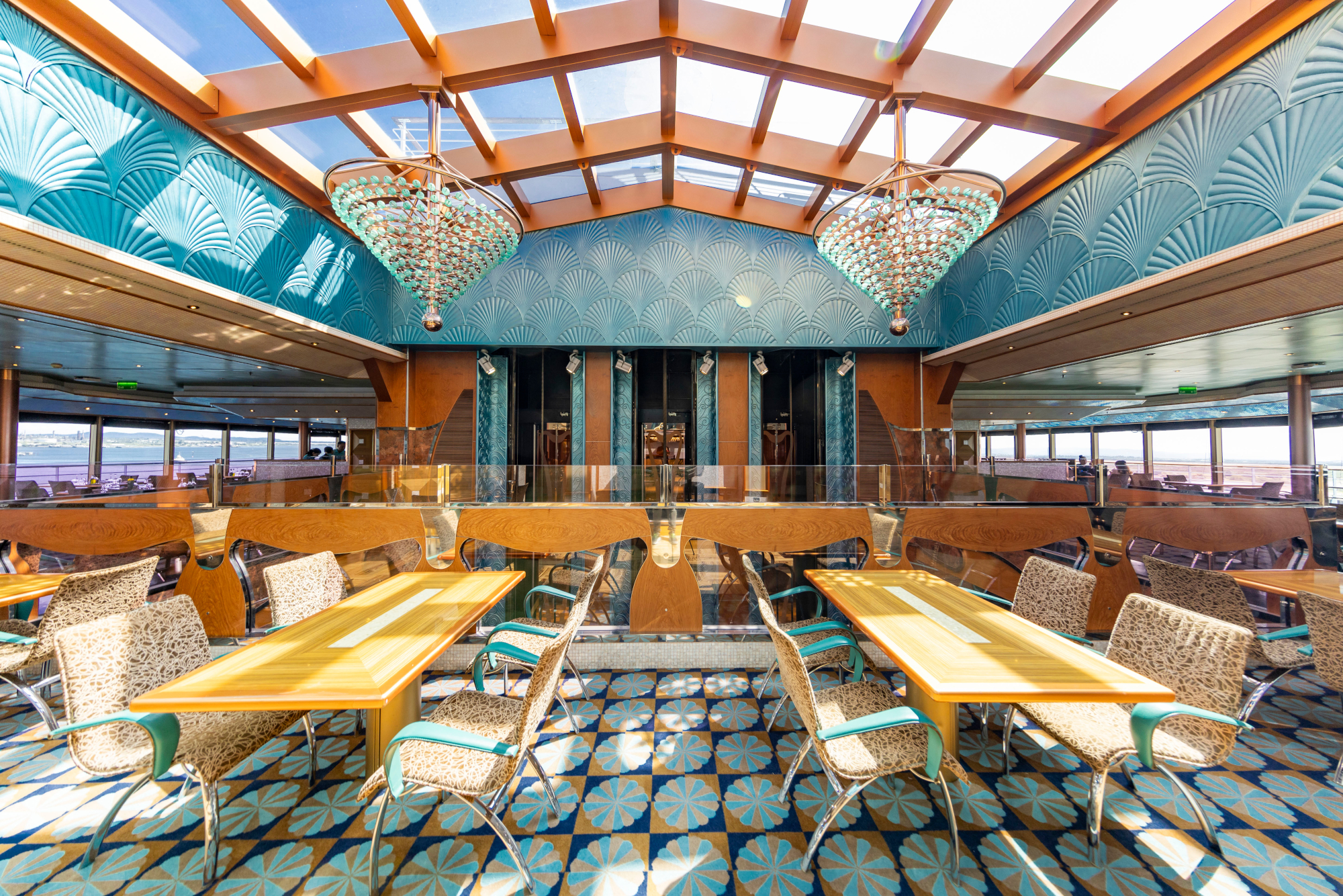 MyCruise Carnival Luminosa Offentlige-arealer Restauranter3